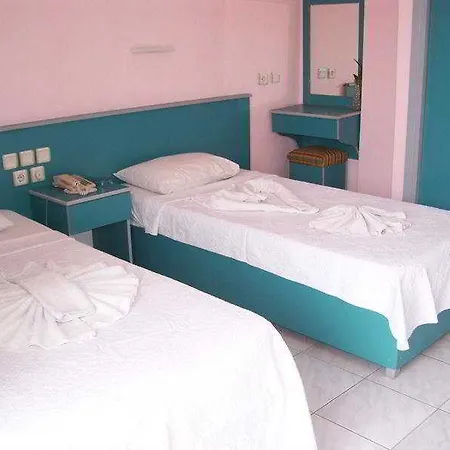 Wellcome Hotel 2*